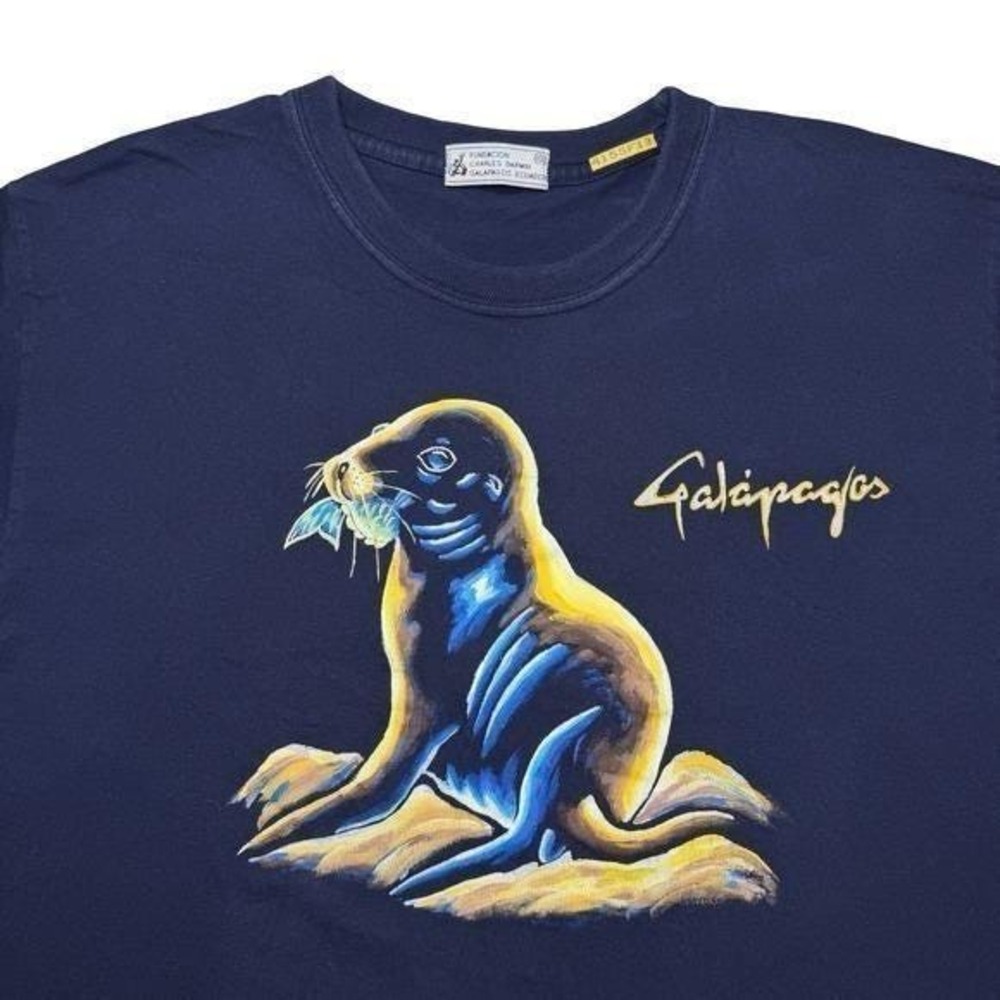 Vintage Charles Darwin x Galápagos‎ Islands sea lion otter animal shirt 2XL